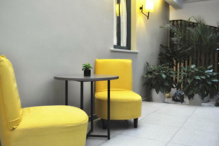 Hotel Huaihai Road Sinan Road 3*